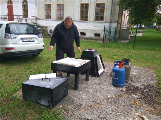 Príprava výpalu technológiou "RAKU"