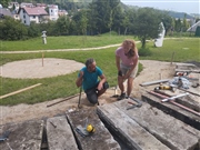 24. Práca na travertínových podsedákoch